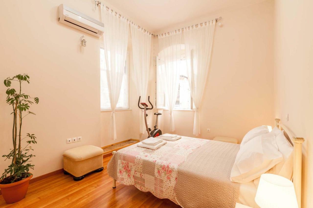 Kantouni Bizi Myranthis Apartment Corfu  Bagian luar foto