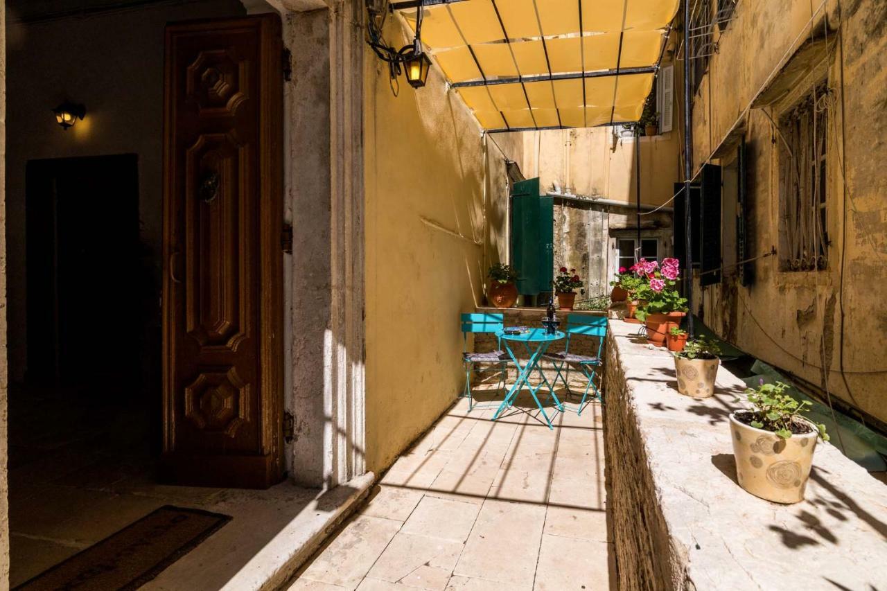 Kantouni Bizi Myranthis Apartment Corfu  Bagian luar foto